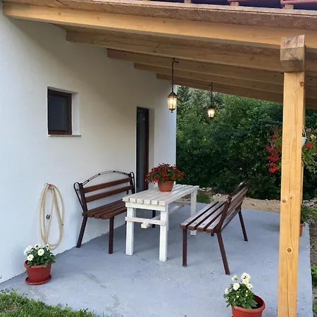 Prázdninový dům Hill House Emir *